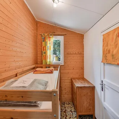 Vakantiehuis Elegant Holiday In Saint-savinien With Terrace
